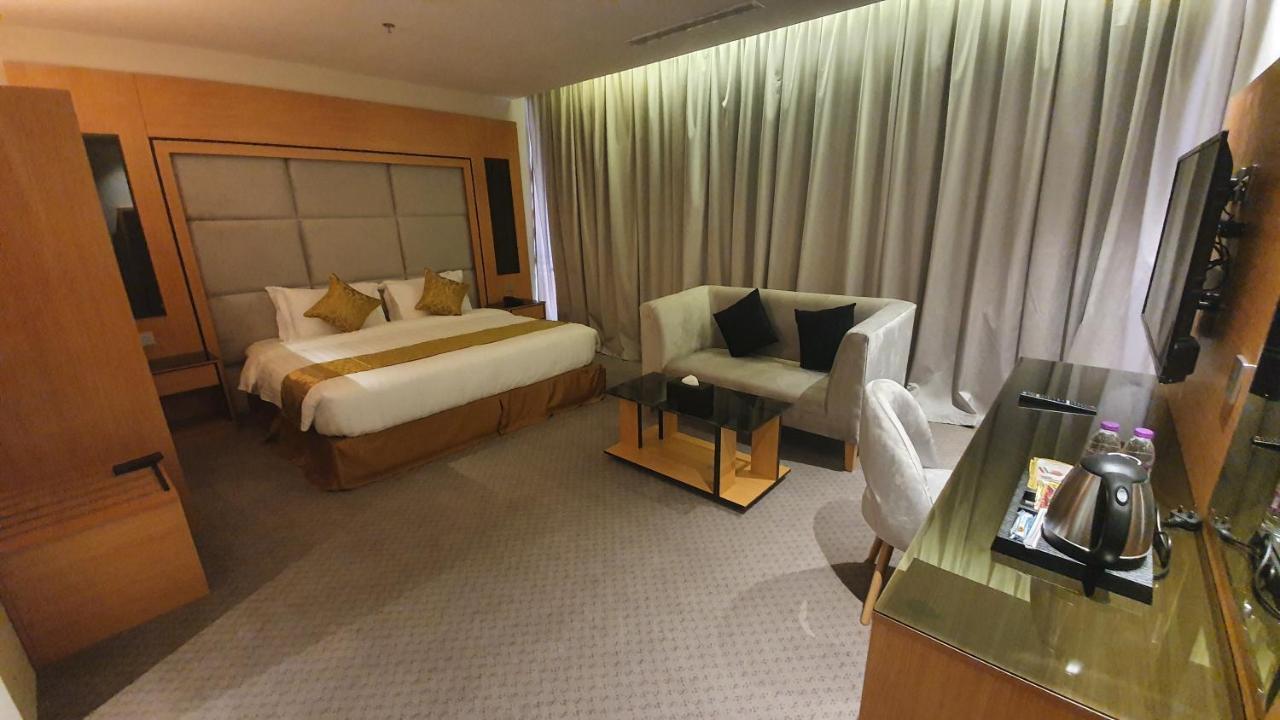 Al Rayyan Tower Hotell Jidda Eksteriør bilde